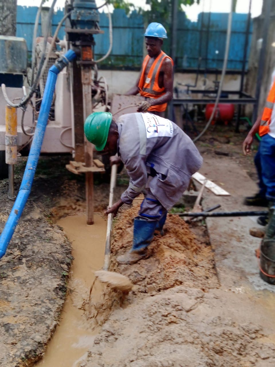 Développement et nettoyage de forage