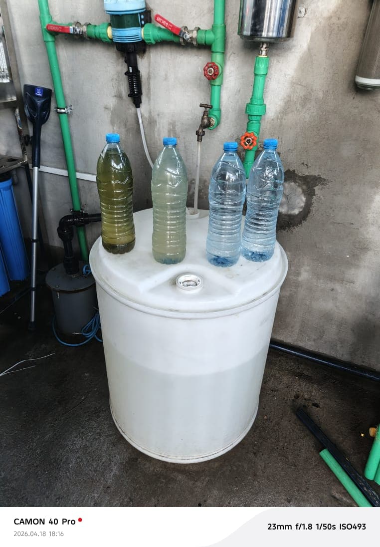 Comparaison de la qualité de l'eau (échantillons brut/traité)